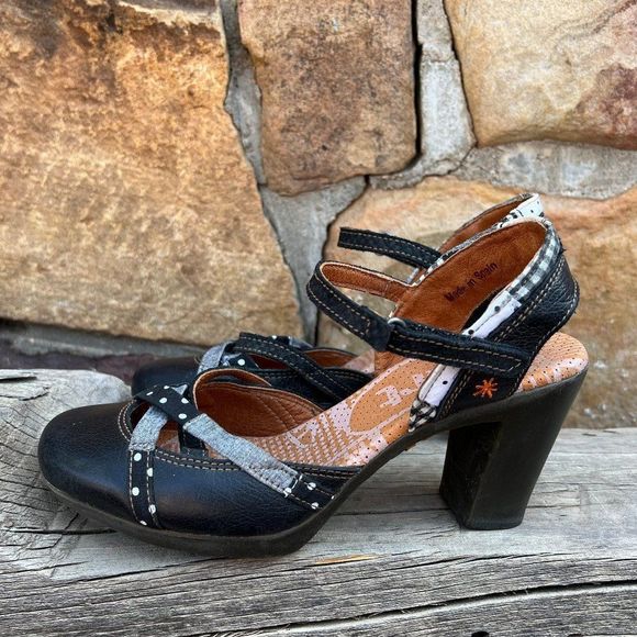 💗The Art Company Spain Mary Jane Black Leather Pumps -US 6.5 (#59) - Picture 8 of 12